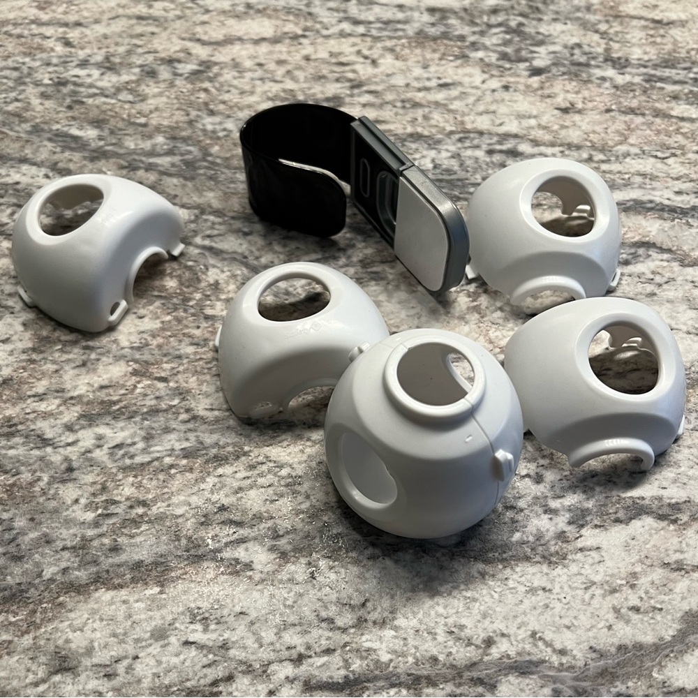 🇺🇸 $3🇺🇸Safety Door Knob Covers for Kids Set of 3